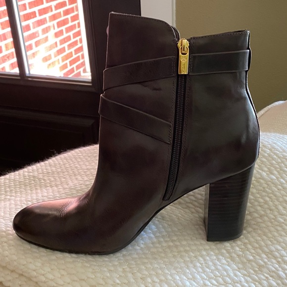 Isola Colleen mid ankle leather booties Java - Picture 3 of 8